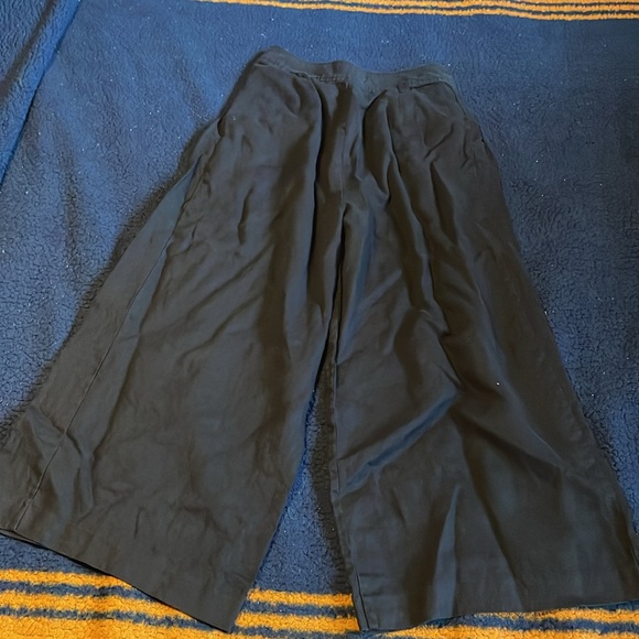 Outerknown wide leg capri pants bottoms - Picture 2 of 5